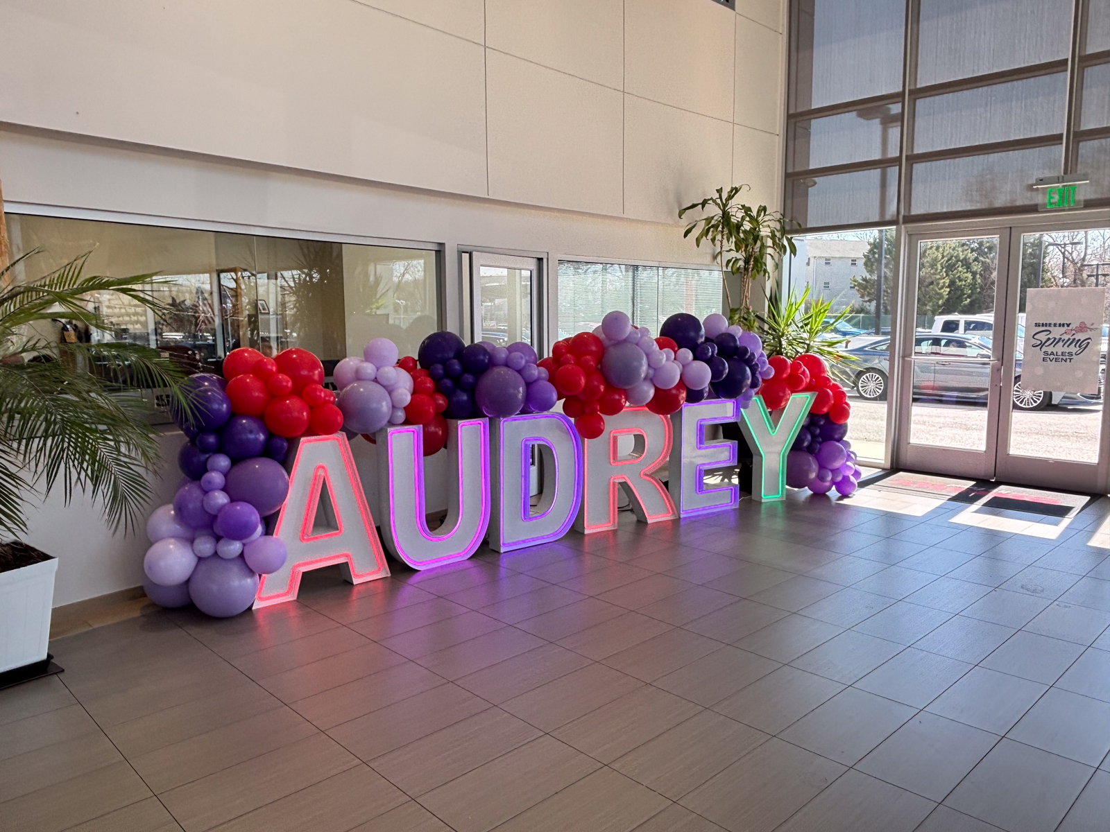 Read more about the article A Send-Off Filled with Aloha and Applause